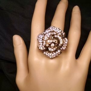 Jewelry - Elegant Fancy Rose Flower Rhinestones Sexy Ring Jewelry - Elegant Fancy Rose Flower Rhinestones Sexy Ring